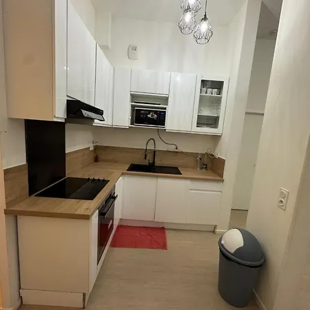Apartmán Cozy 2 Bedroom Evry-Courcouronnes